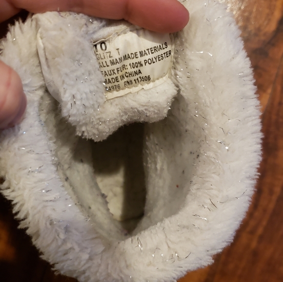 Winter Ready Girls size 10T winter boots - Picture 4 of 11